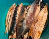 Foto langkah ke 1 dari resep Ikan Pindang masak Sarden.