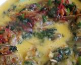 Foto del paso 5 de la receta: Tortilla de espinaca, betarraga, zanahoria, papa y cebolla caramelizada