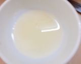 Hình bước làm 1 của món Sauce dầu trứng sữa để làm bông lan trứng muối