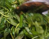 Foto langkah ke 2 dari resep Kangkung Tumis Terasi.
