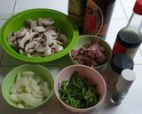 Foto langkah ke 1 dari resep Bacon & Jamur ala Korea.