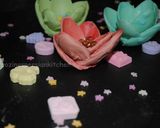 A picture of step 21 of Chocolate flowers.