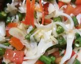 Foto langkah ke 2 dari resep Omelet Sayur.