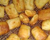 Foto langkah ke 12 dari resep Martabak telur menul,anti kempes saat digoreng.