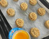 Hình bước làm 12 của món Bánh Trung Thu Không Dùng Nước Đường (Thay Bằng Mật Ong)