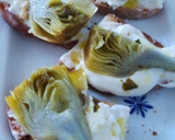 Foto del paso 3 de la receta: Bruschetta de queso stracchino y alcachofa a la romana
