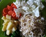 Foto langkah ke 1 dari resep Sayur sop bening.
