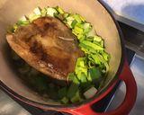 Une image de l'étape 11 de Palette de porc épicée aux légumes confits.
