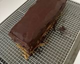 A picture of step 16 of Chocolate Espresso Dacquoise.