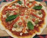 Foto del paso 10 de la receta: Pizza vegana con albahaca, tomates cherry y morrón 🍕