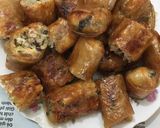 A picture of step 3 of Vietnamese Fried Spring Rolls (Nem Rán).