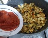 عکس مرحله 4 از دستور ماکارونی با سس مرغ و قارچ 😋
