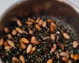 A picture of step 1 of Dal Makhani.