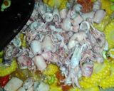 Foto langkah ke 5 dari resep Tumis putren cumi asin.