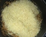 A picture of step 2 of Fried spaghetti with rice.