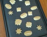 Foto del passaggio 3 della ricetta Biscottini fatti con pistola sparabiscotti
