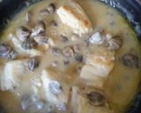 Foto del paso 5 de la receta: Rosada en salsa blanca con almejas