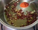 Foto del paso 2 de la receta: Sopa de ajo, o sopa castellana