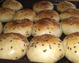 Foto del paso 1 de la receta: Panes de hamburguesas con semillas!!😜