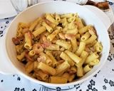 Foto del paso 3 de la receta: Pasta con camarones, arvejas y panceta