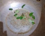A picture of step 5 of ٹماٹر ہری مرچ کی بھنی ہوئی چٹنی۔۔.