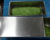 Foto langkah ke 5 dari resep Roti Tawar Pandan.