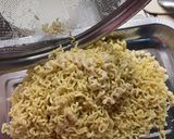 Foto langkah ke 1 dari resep Mie Goreng Kering.