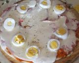 Foto del paso 3 de la receta: Pizza casera con jamón y huevo duro😋