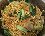 Foto langkah ke 2 dari resep Mie goreng.