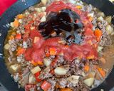 A picture of step 5 of Filipino Beef Giniling.