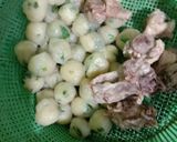 Foto langkah ke 3 dari resep Cilok asam manis.