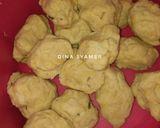 Foto langkah ke 2 dari resep Kue Bawang Renyah No Telur.