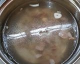 Foto langkah ke 2 dari resep Sayur Bening Toge Gambas.