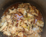 Foto del paso 2 de la receta: Pechuga de pollo y col en salsa