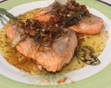 Foto langkah ke 8 dari resep Salmon Steak With Garlic Shoyu and Songkit Flavour.