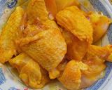 Hình bước làm 2 của món Mì Quảng Gà Và Tôm