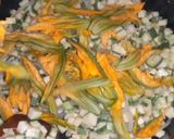 Foto del paso 6 de la receta: Zuppa di fiori di zucca - Sopa de flor de calabaza