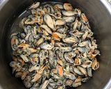 Foto langkah ke 1 dari resep Kerang Ijo Cabe Ijo.