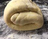 Foto del paso 6 de la receta: Medialunas de manteca