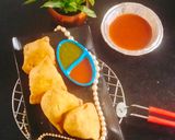 A picture of step 9 of Samosa (potato/peas samosa).