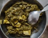 A picture of step 3 of Palak paneer.