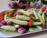 Foto langkah ke 3 dari resep Acar Timun Lalapan.