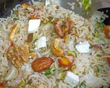 A picture of step 6 of Walnut pulav.