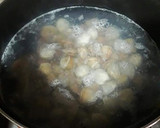 Foto del paso 6 de la receta: Sopa de almejas chirlas con pastas Fullini
