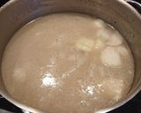 A picture of step 1 of Kale and Spring Onion Soup.