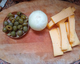 Foto del paso 2 de la receta: BONDIOLA RELLENA CON, PANCETA QUESO, Morrón, ACEITUNAS