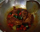 Foto langkah ke 7 dari resep Ayam Kecap Asam Manis Pedas.