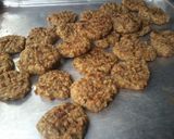 Foto langkah ke 4 dari resep Banana Oat Cookies (3BahanSaja).