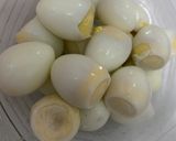 Foto langkah ke 2 dari resep Tumis Telur Puyuh.