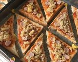 Foto langkah ke 8 dari resep Pizza Roti Tawar.